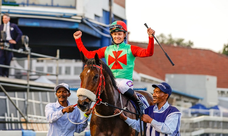 Fourie 100% Committed To Title Chase