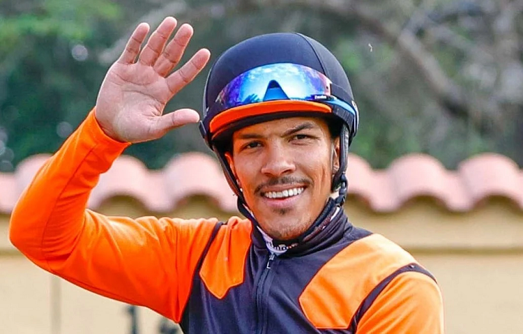 Saint to face his future at Hollywoodbets Greyville Today (Tuesday)